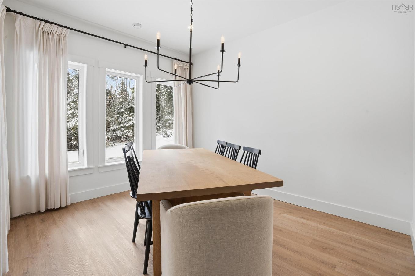 502 High Road, Fall River, NS