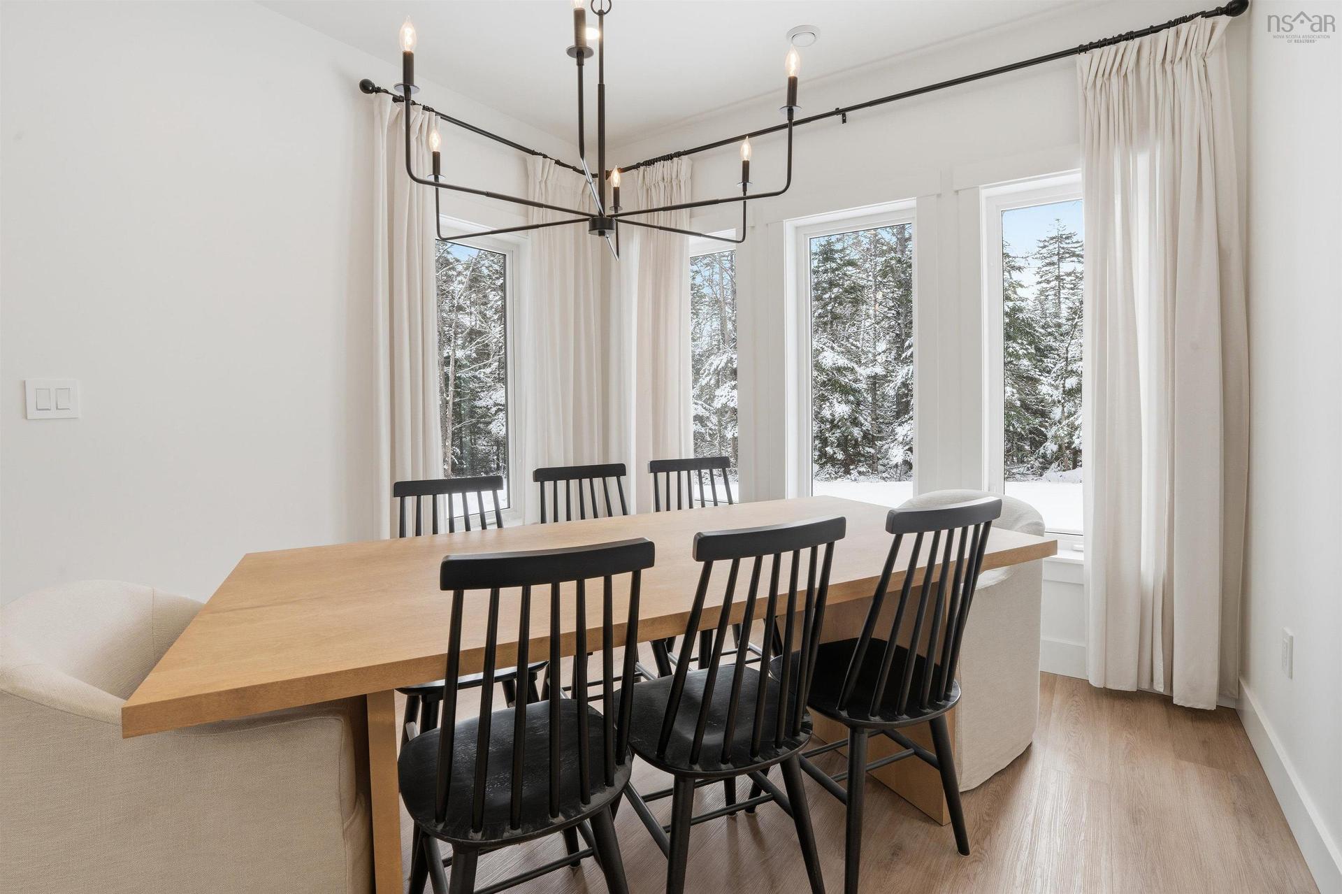 502 High Road, Fall River, NS - Indoor Photo Showing Dining Room
