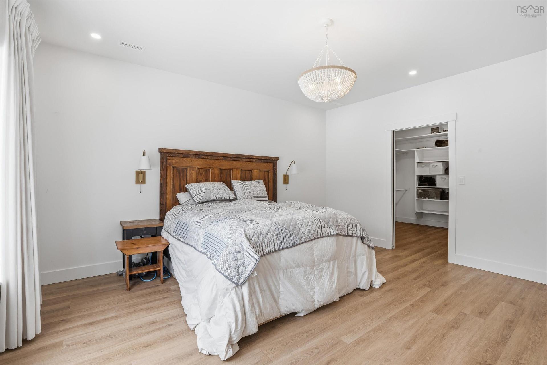 502 High Road, Fall River, NS - Indoor Photo Showing Bedroom