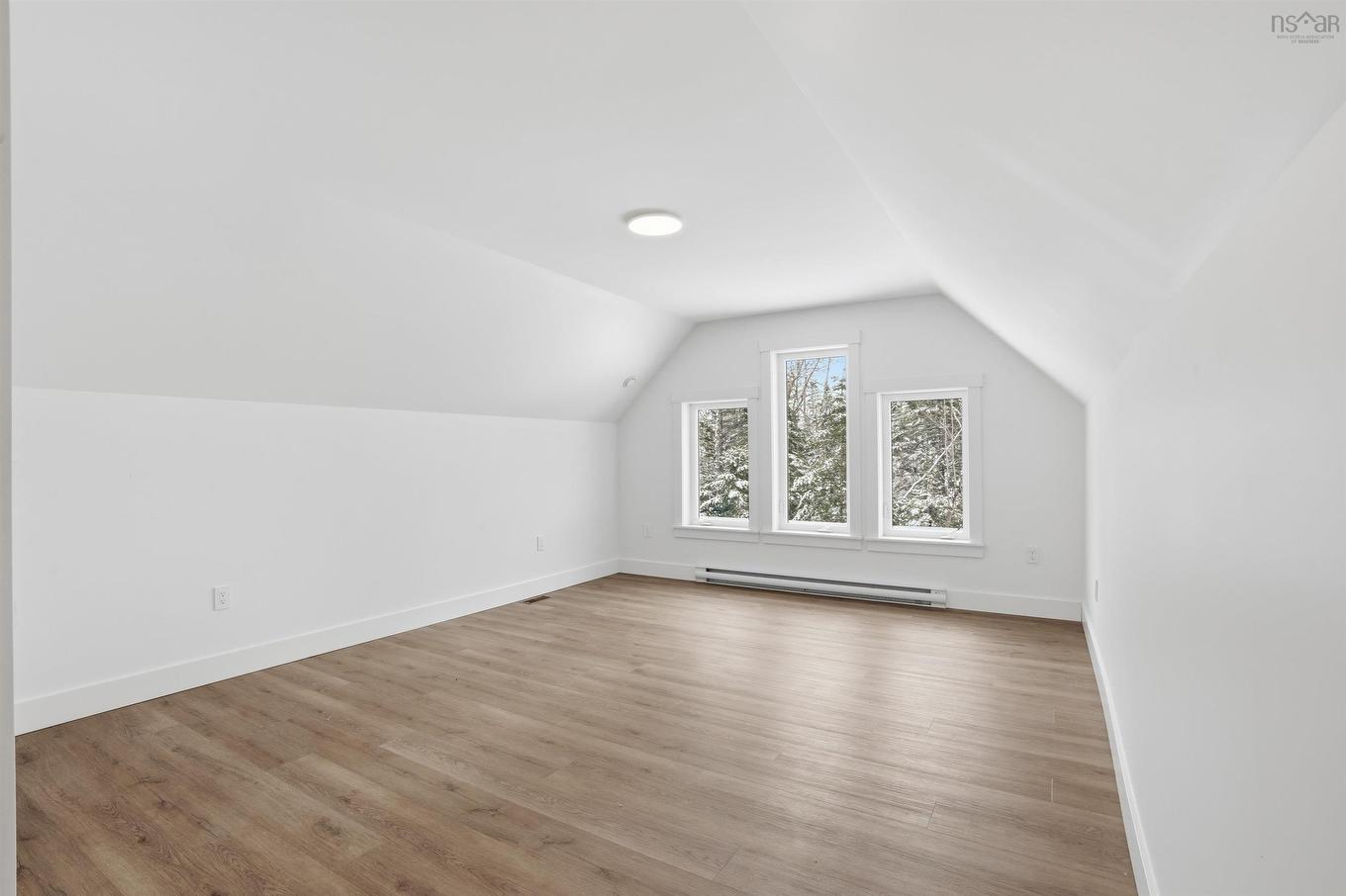 502 High Road, Fall River, NS