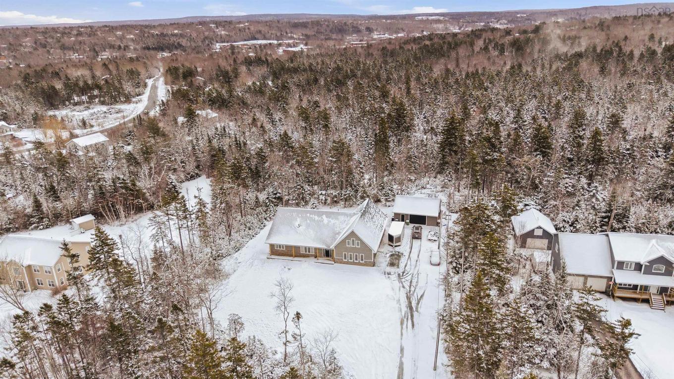502 High Road, Fall River, NS