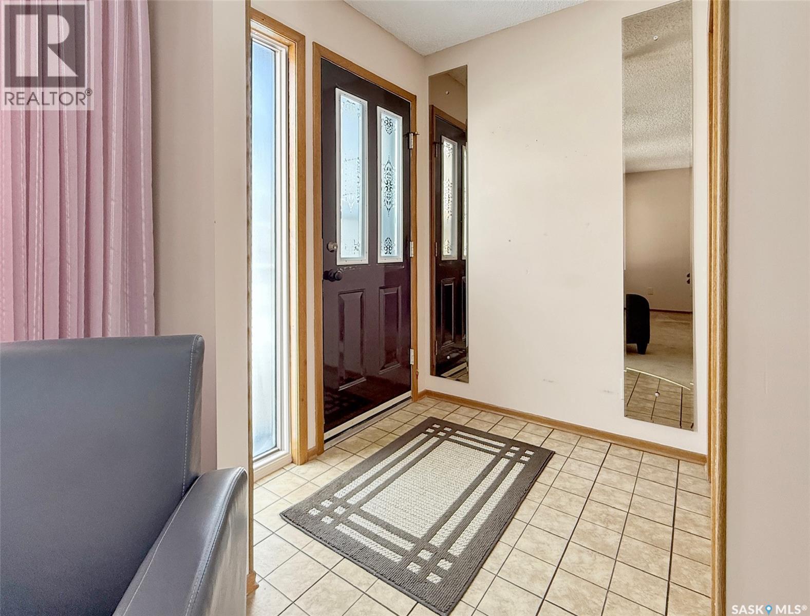 470 Cowan Drive, Swift Current, SK - Indoor Photo Showing Other Room