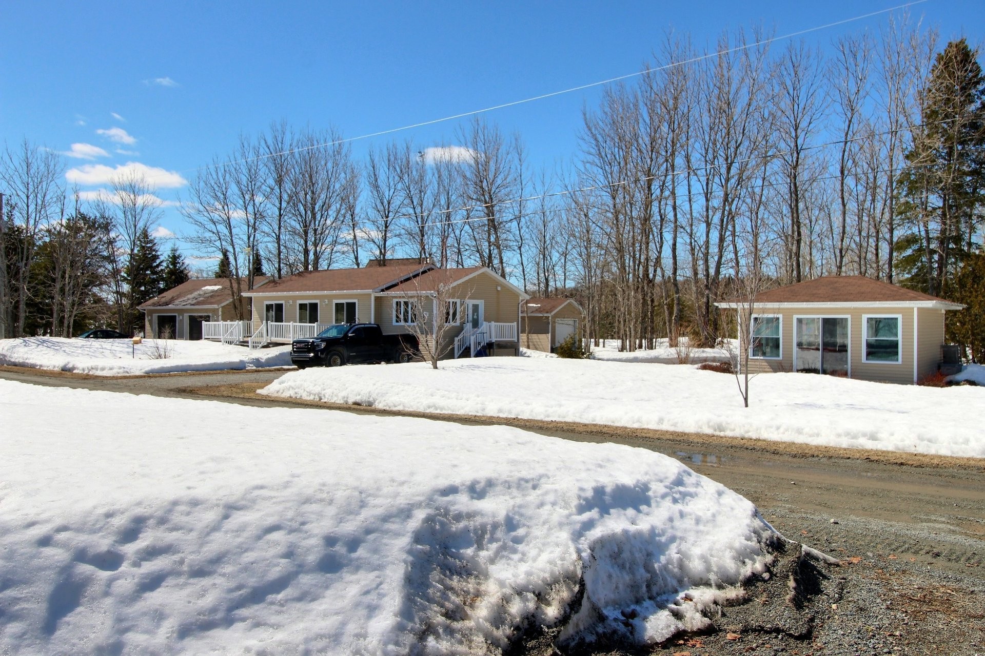 Front of Structure - 3101 Ch. Plourde, Rouyn-Noranda, QC - Outdoor