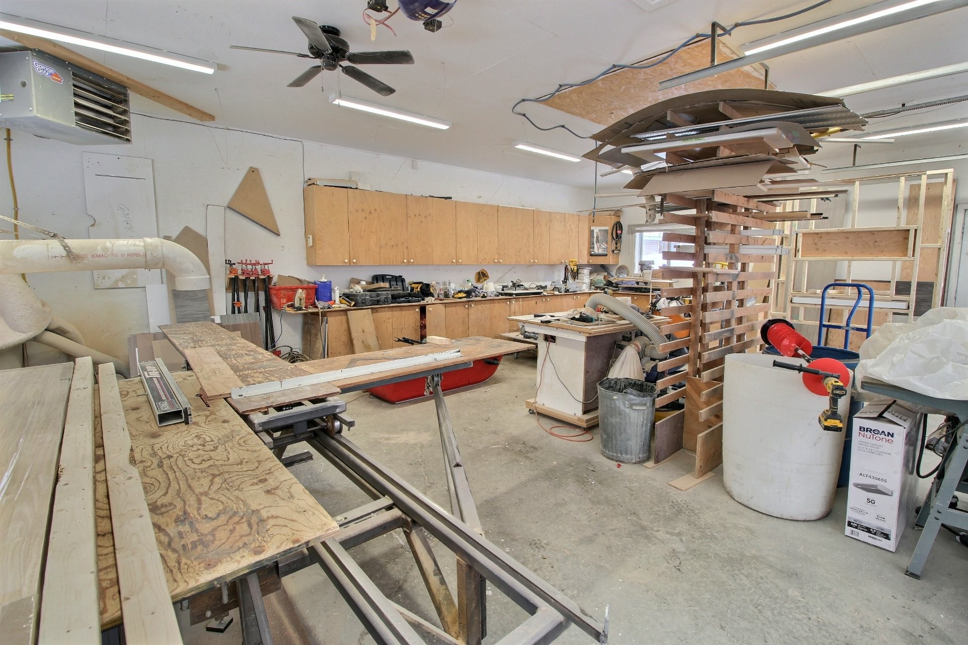 Garage - 3101 Ch. Plourde, Rouyn-Noranda, QC - Indoor