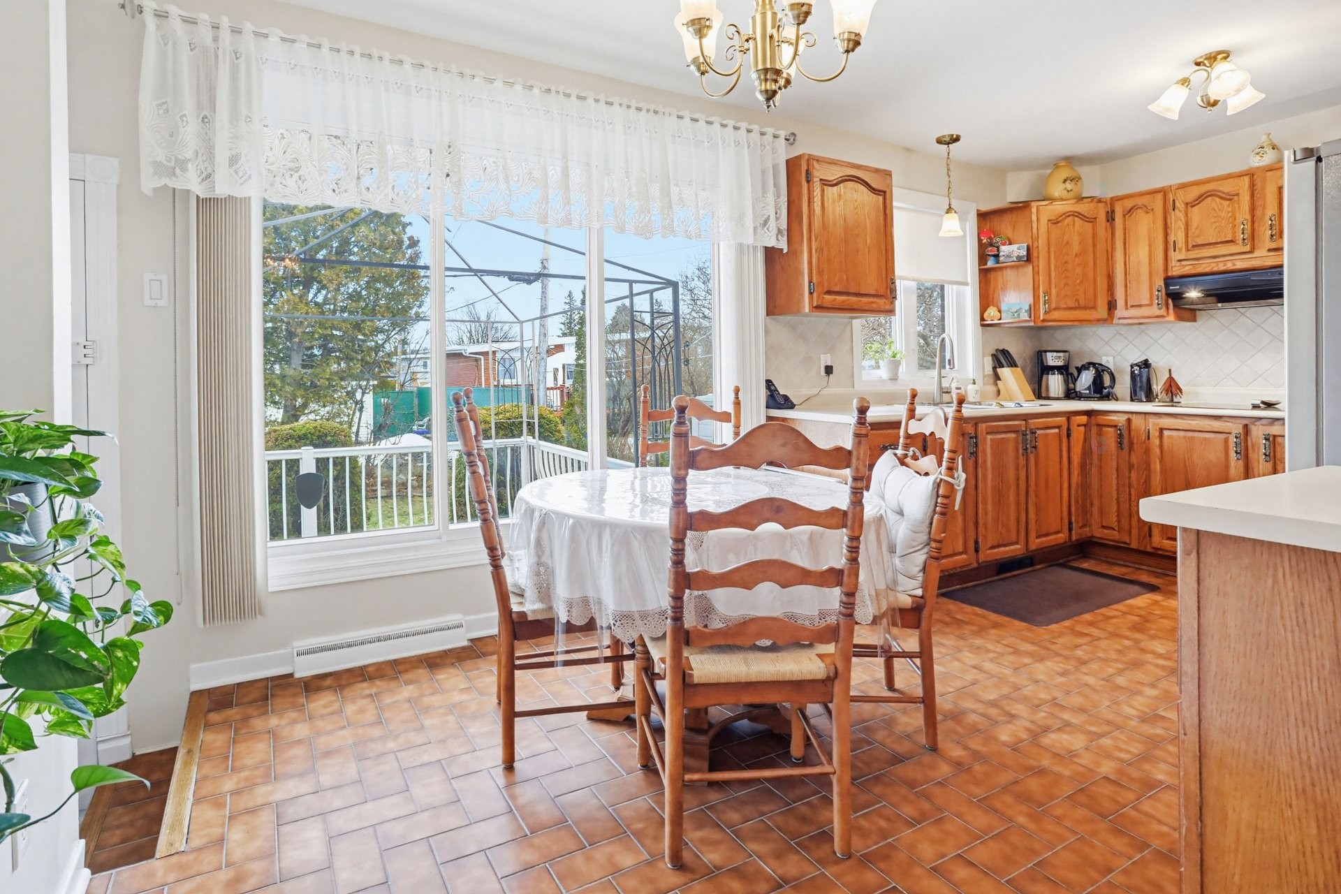 Dining Room - 759 Av. Devonshire, Laval (Chomedey), QC - Indoor