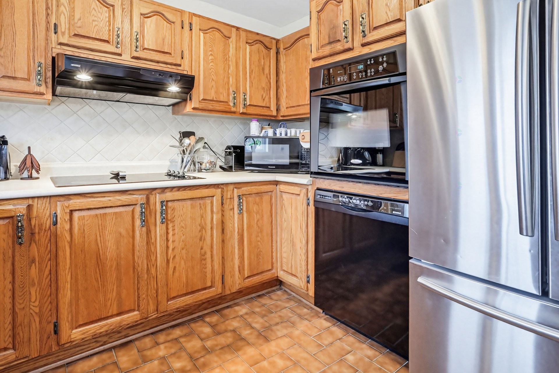 Kitchen - 759 Av. Devonshire, Laval (Chomedey), QC - Indoor Photo Showing Kitchen