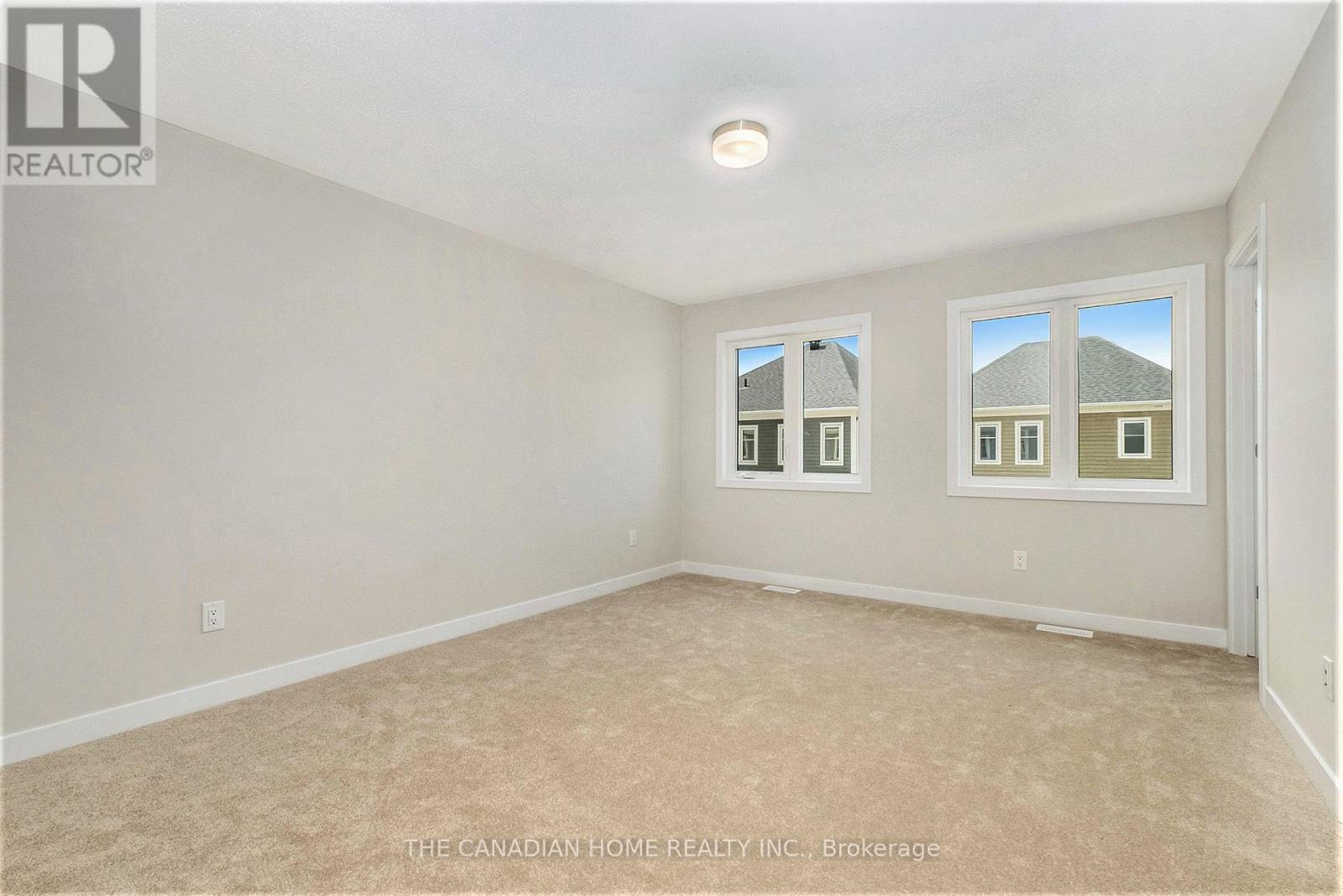 73 Hackamore Crescent, Ottawa, ON - Indoor Photo Showing Other Room