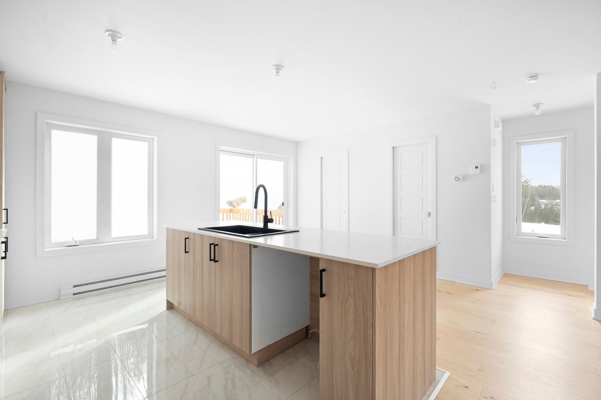 Cuisine - 703Z Ch. Des Conifères, Piedmont, QC - Indoor Photo Showing Kitchen