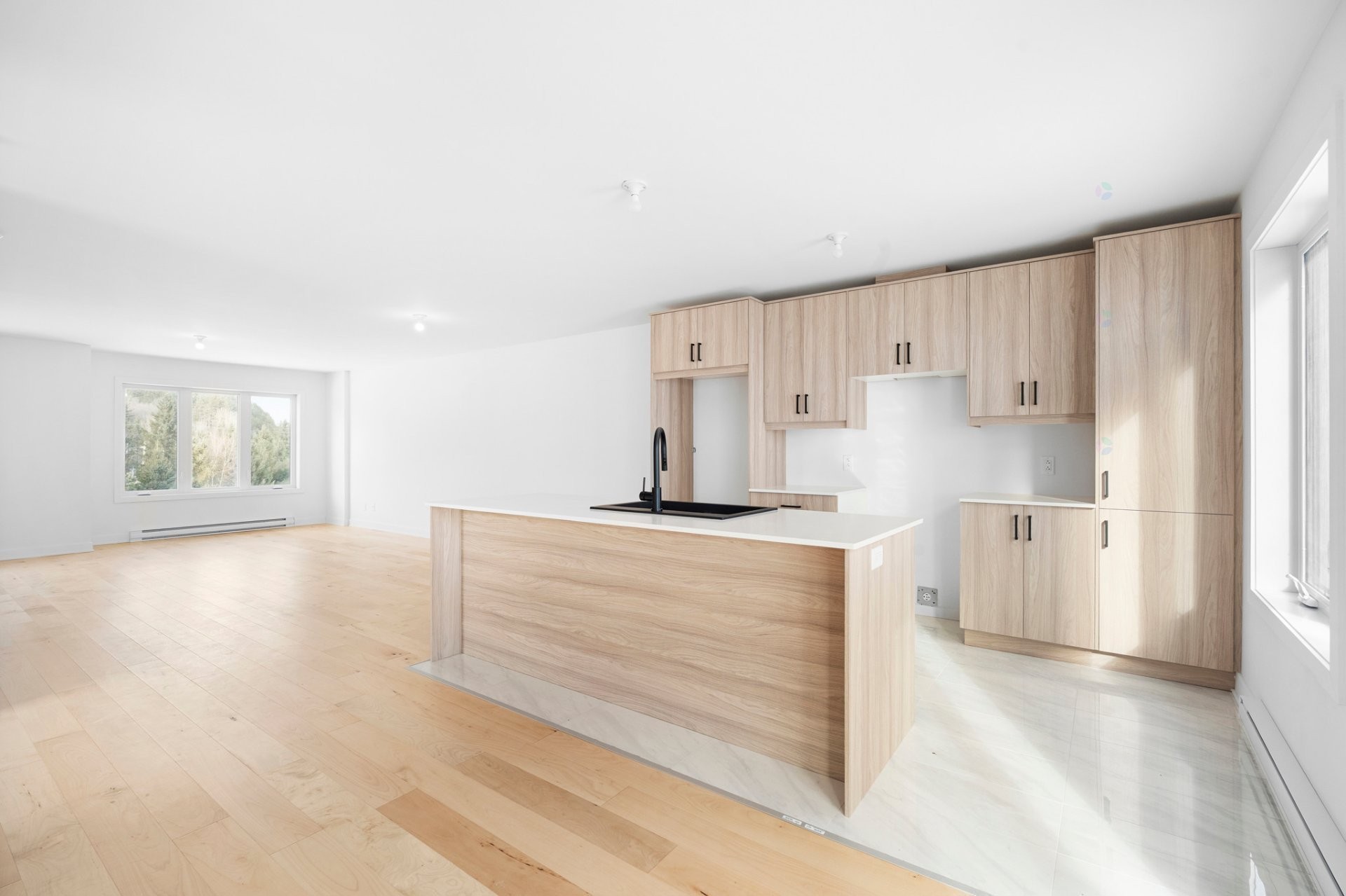 Cuisine - 703Z Ch. Des Conifères, Piedmont, QC - Indoor Photo Showing Kitchen