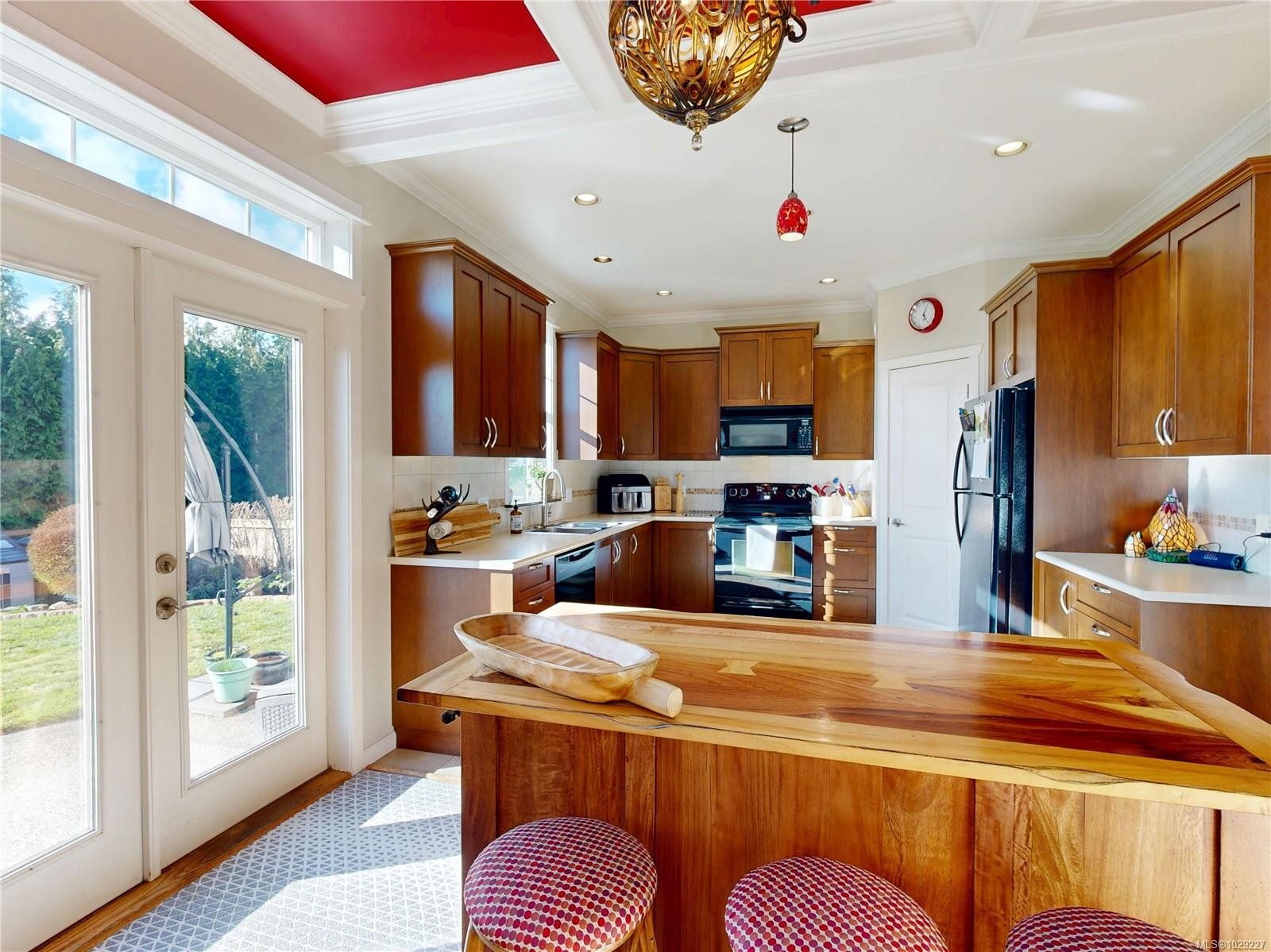 6483 Cedarview Pl, Sooke, BC