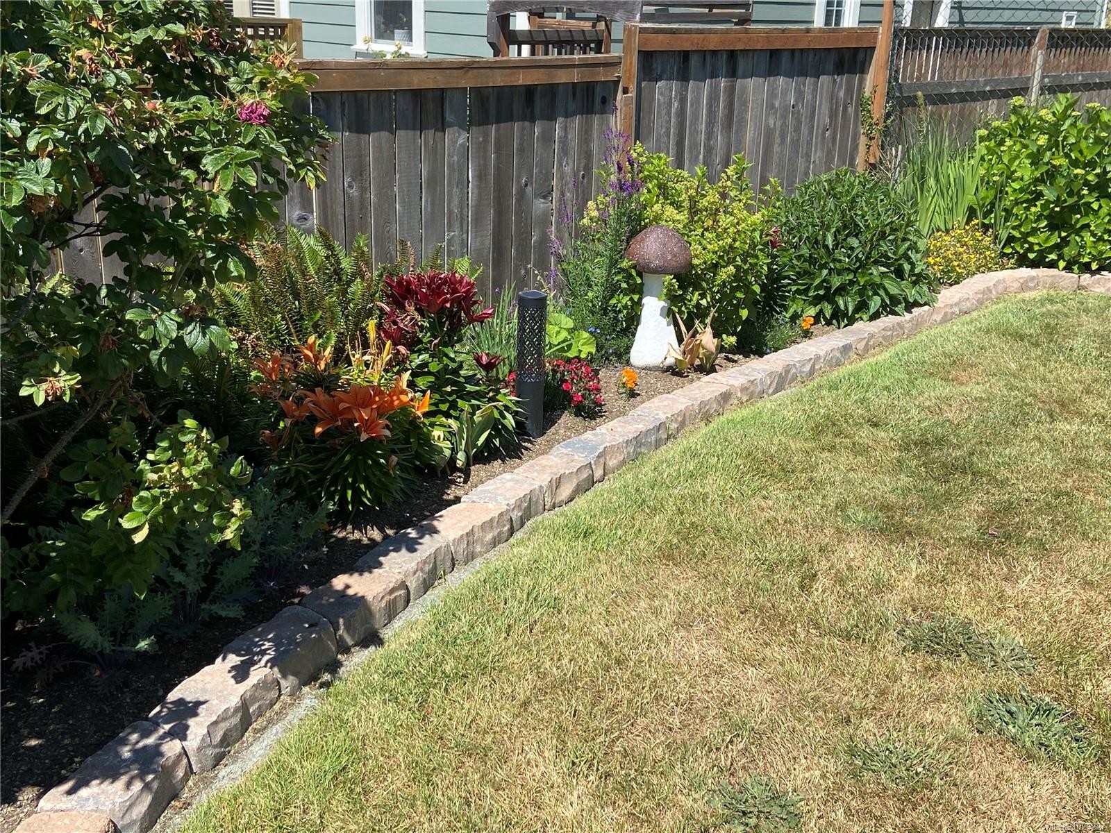 6483 Cedarview Pl, Sooke, BC