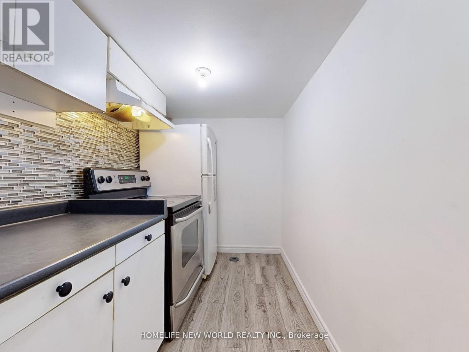 139 Galbraith Crescent, Markham, ON - Indoor Photo Showing Kitchen