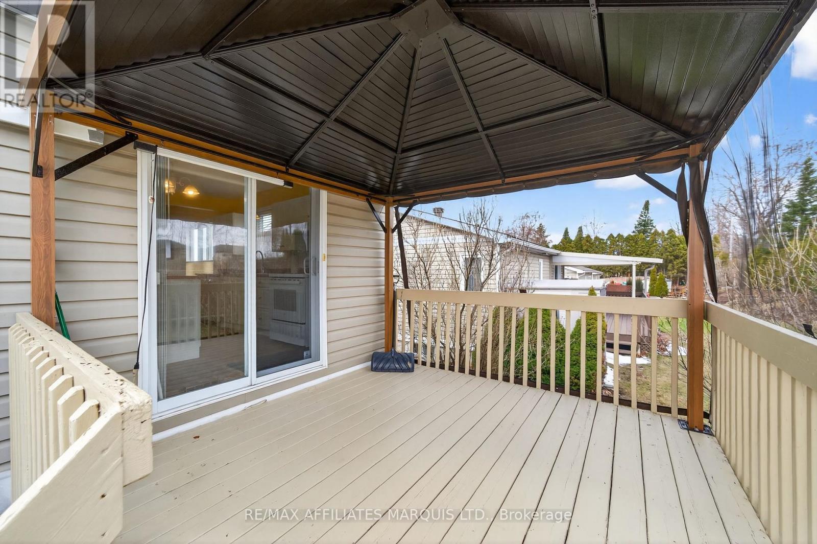Covered deck ideal for relaxing or entertaining - 175 Hemlock Crescent, Cornwall, ON - Outdoor With Deck Patio Veranda With Exterior