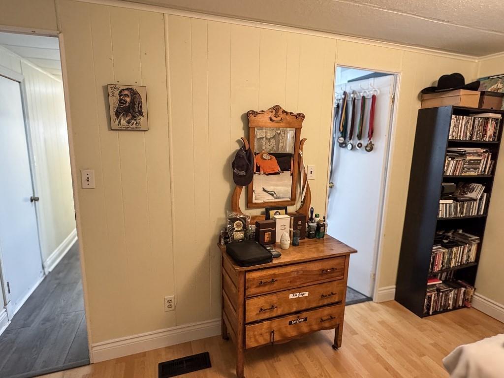 16 Wolfe Avenue, Cornwall, PE