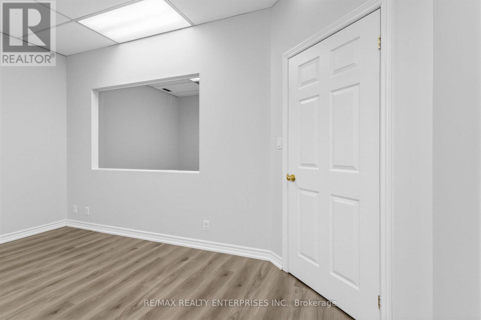 5135 Tomken Road, Mississauga, ON