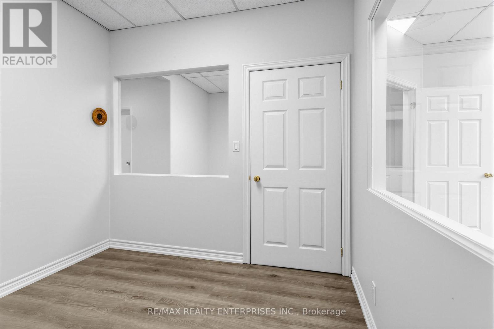 5135 Tomken Road, Mississauga, ON