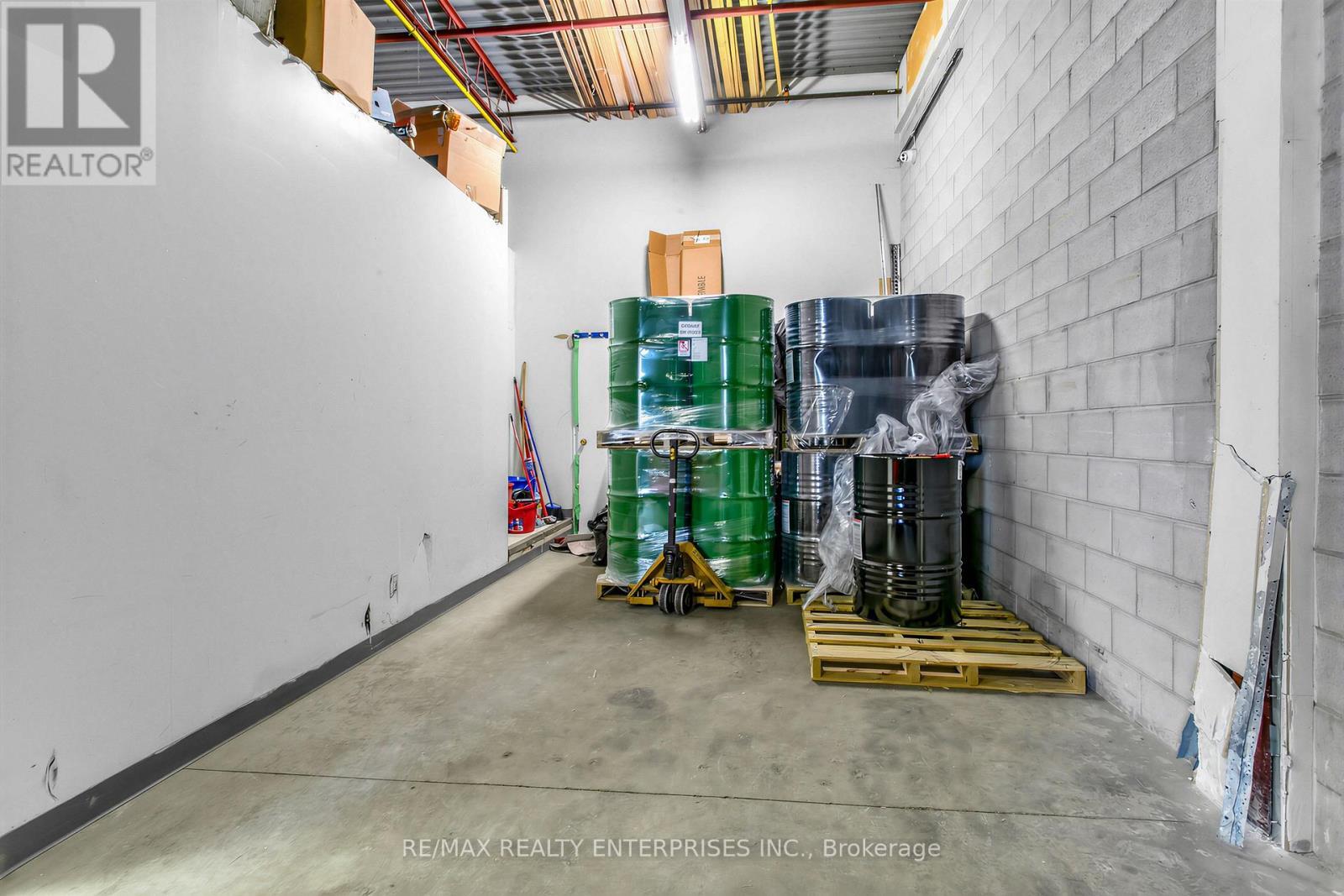 5135 Tomken Road, Mississauga, ON