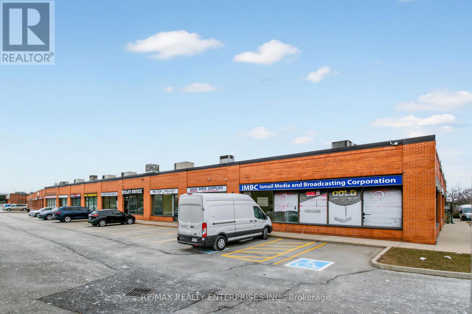 5135 Tomken Road, Mississauga, ON