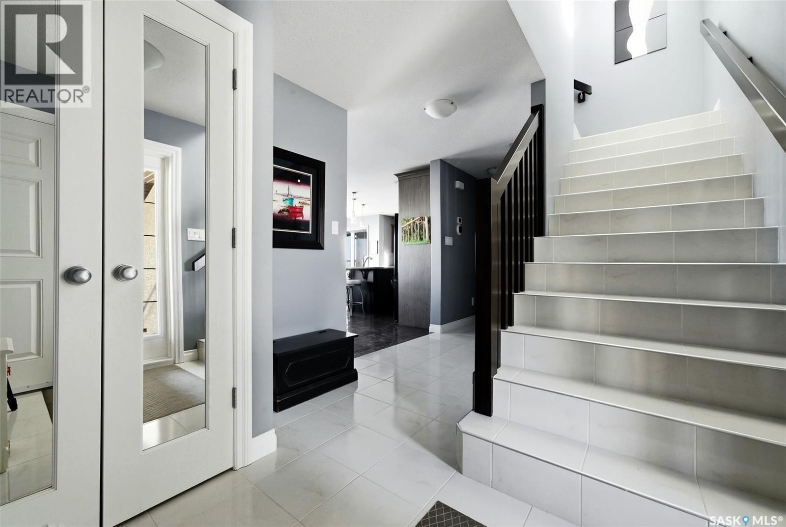 130 E Maple Avenue, Grand Coulee, SK - Indoor Photo Showing Other Room