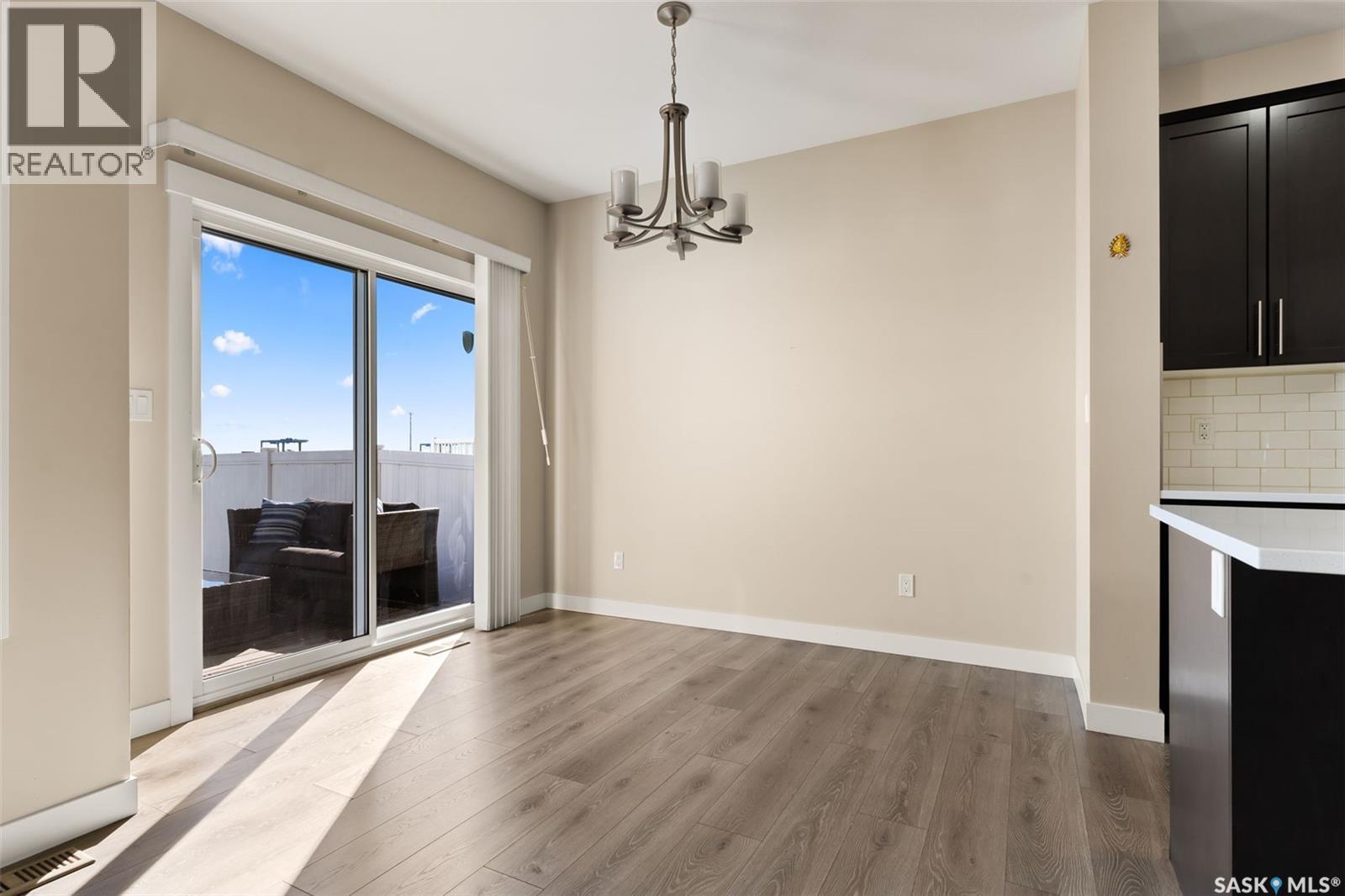 3523 Green Turtle Road, Regina, SK - Indoor