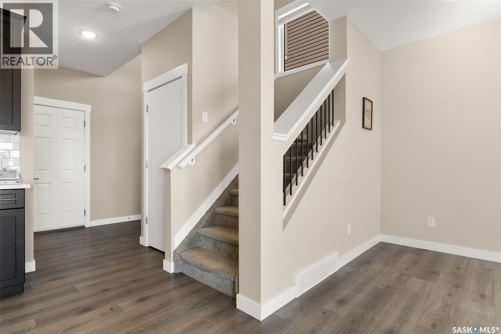 3523 Green Turtle Road, Regina, SK - Indoor Photo Showing Other Room
