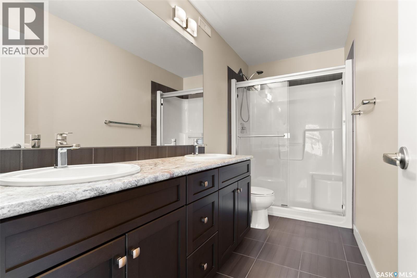 3523 Green Turtle Road, Regina, SK - Indoor Photo Showing Bathroom