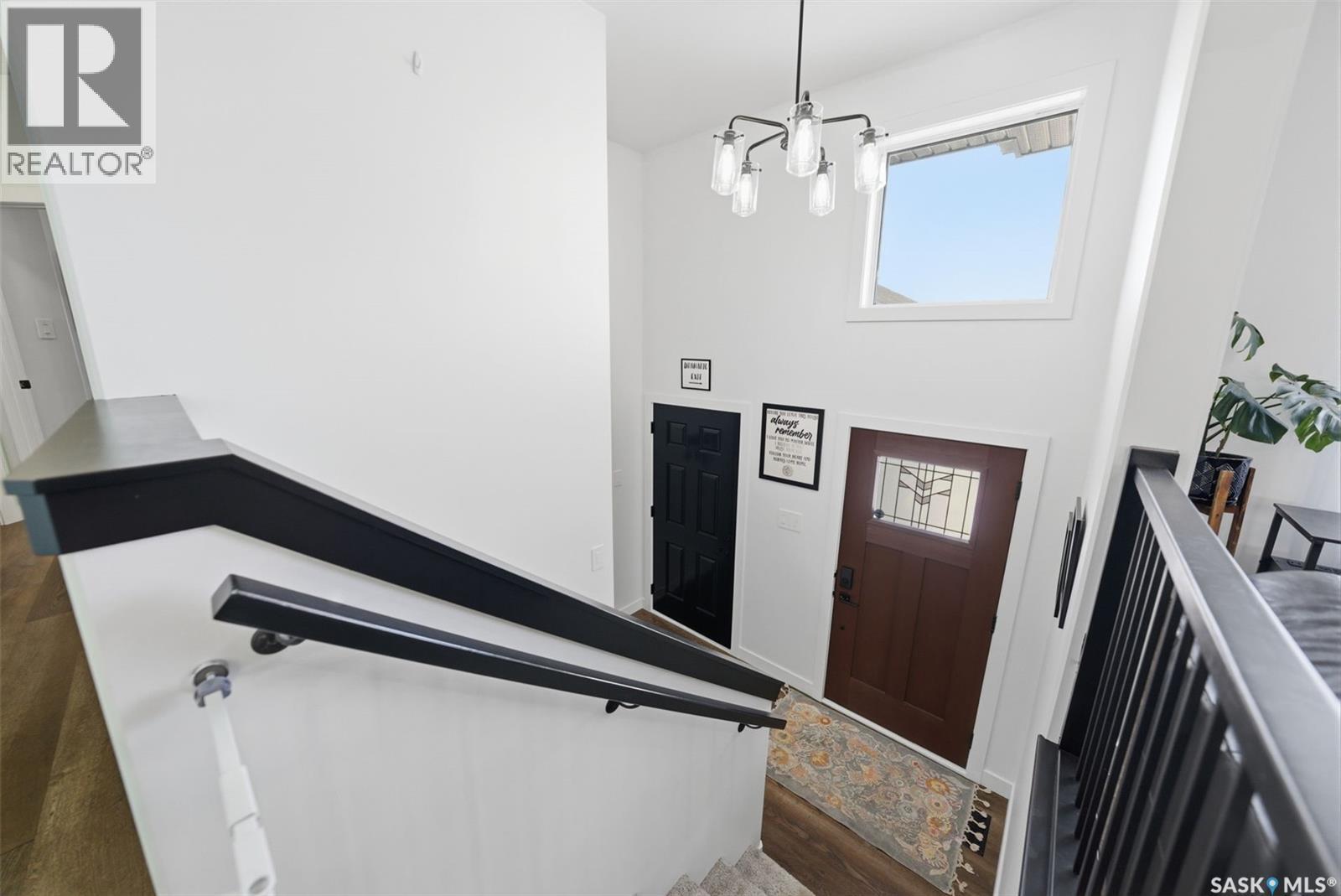 805 Weir Crescent, Warman, SK - Indoor Photo Showing Other Room