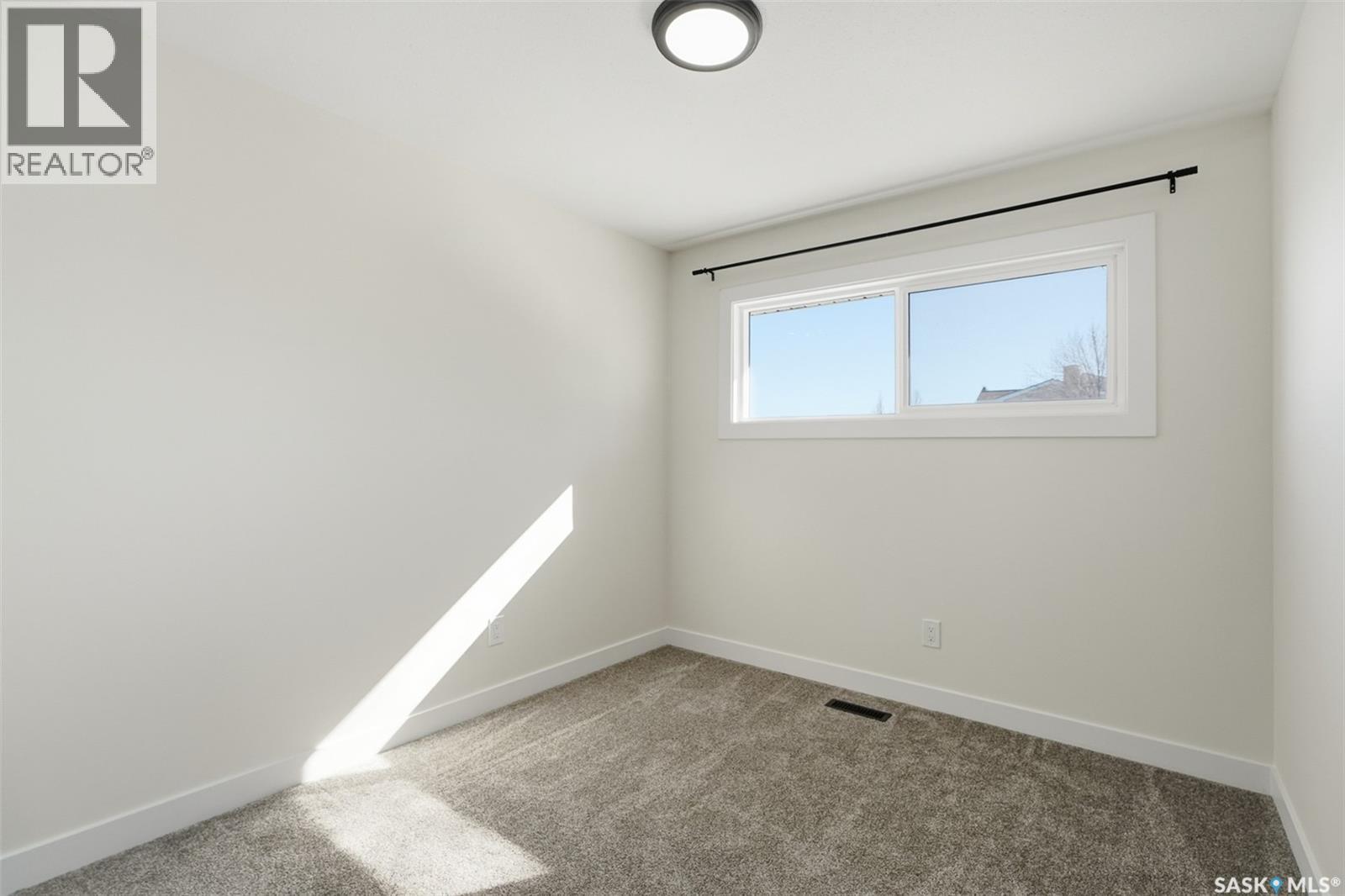 163 Rupert Drive, Saskatoon, SK - Indoor Photo Showing Other Room