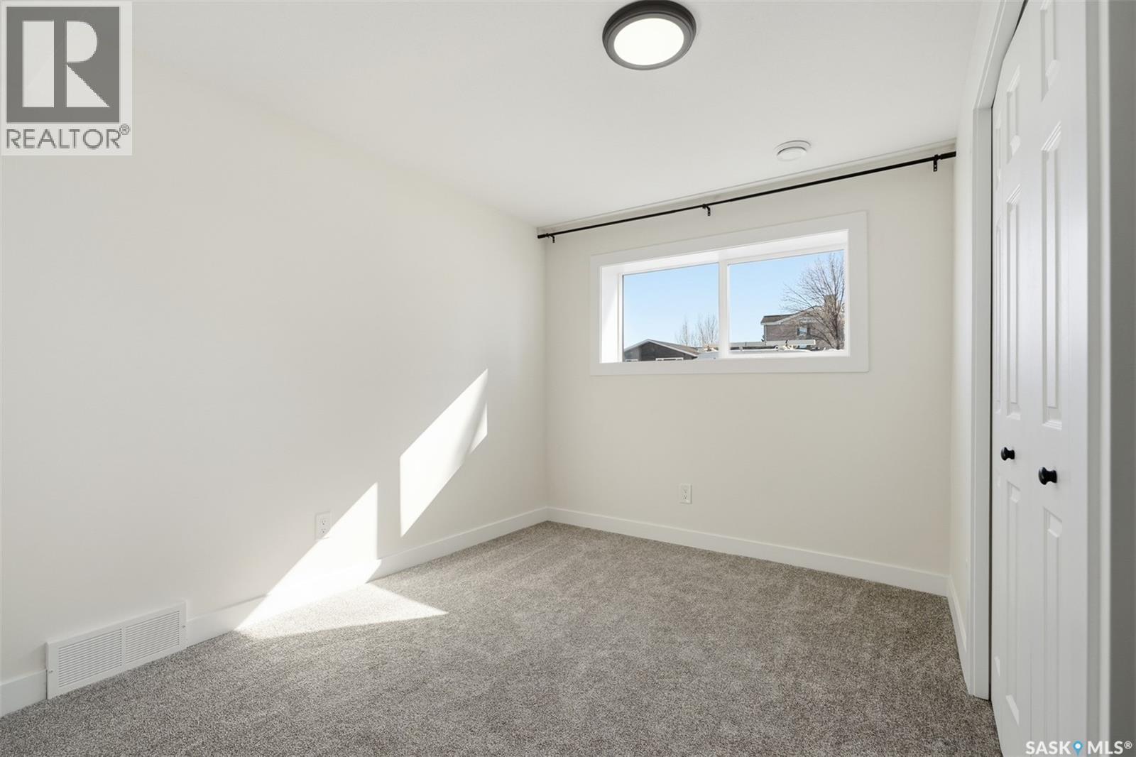 163 Rupert Drive, Saskatoon, SK - Indoor Photo Showing Other Room