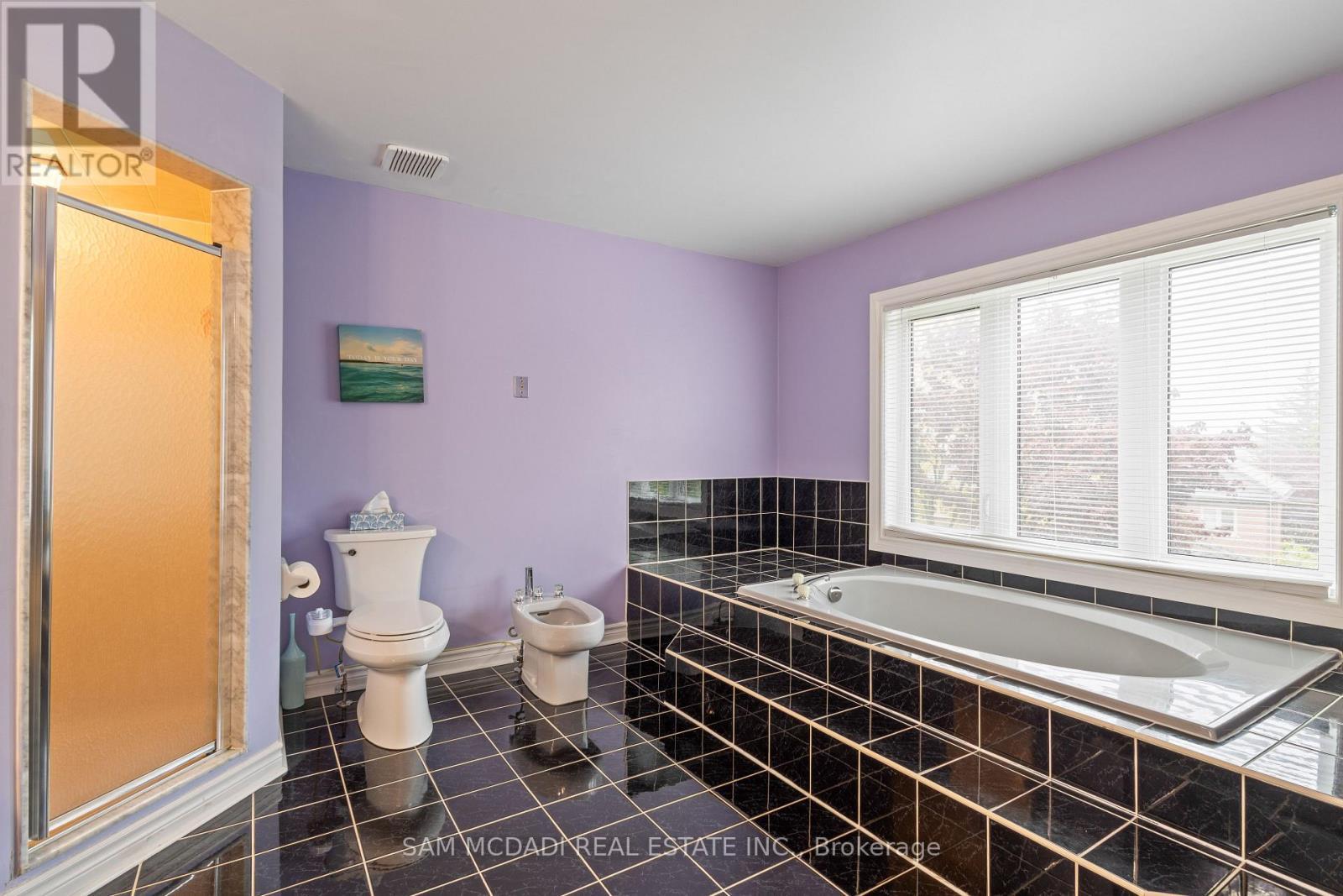 2492 Erin Centre Boulevard, Mississauga, ON - Indoor Photo Showing Bathroom