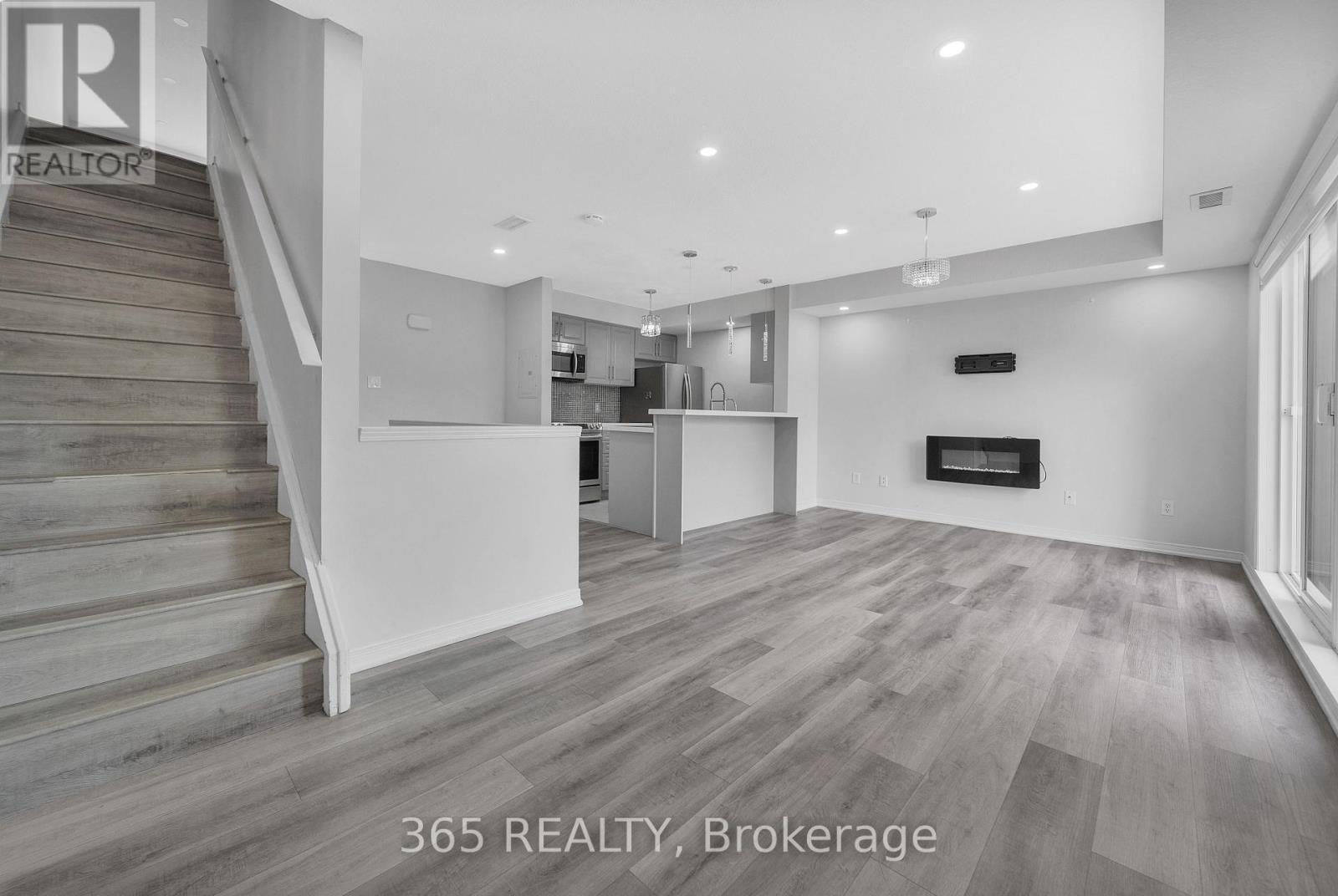 4D - 45 Cedarhill Crescent, Kitchener, ON - Indoor