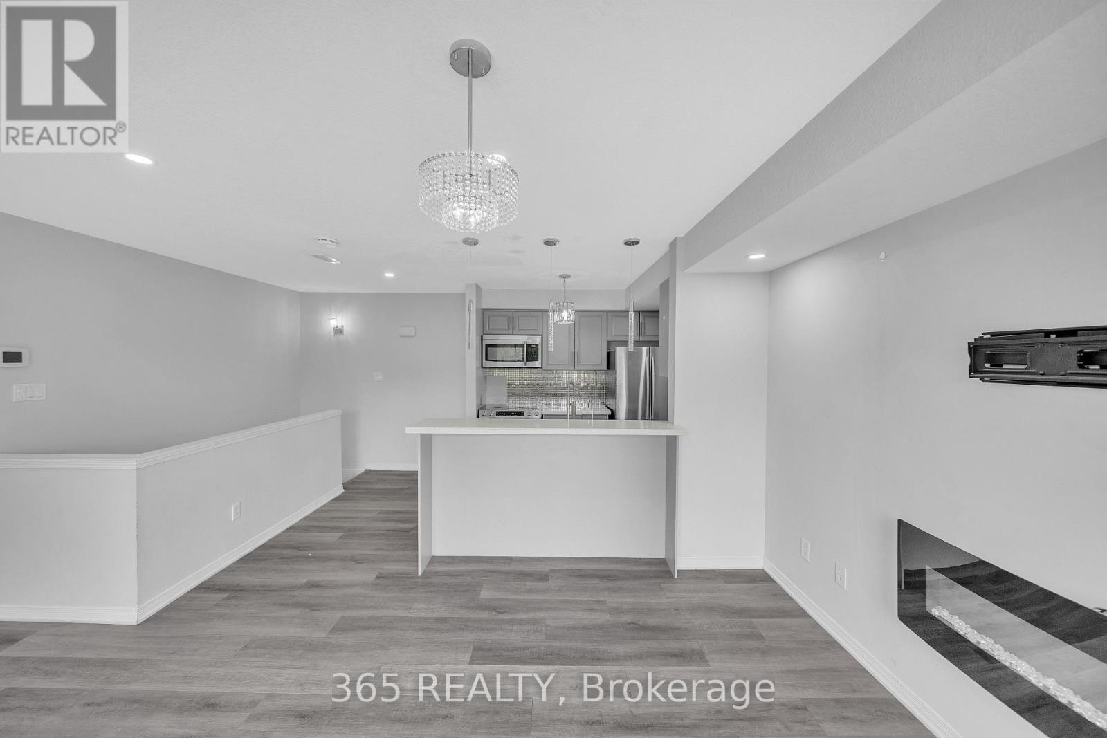 4D - 45 Cedarhill Crescent, Kitchener, ON - Indoor