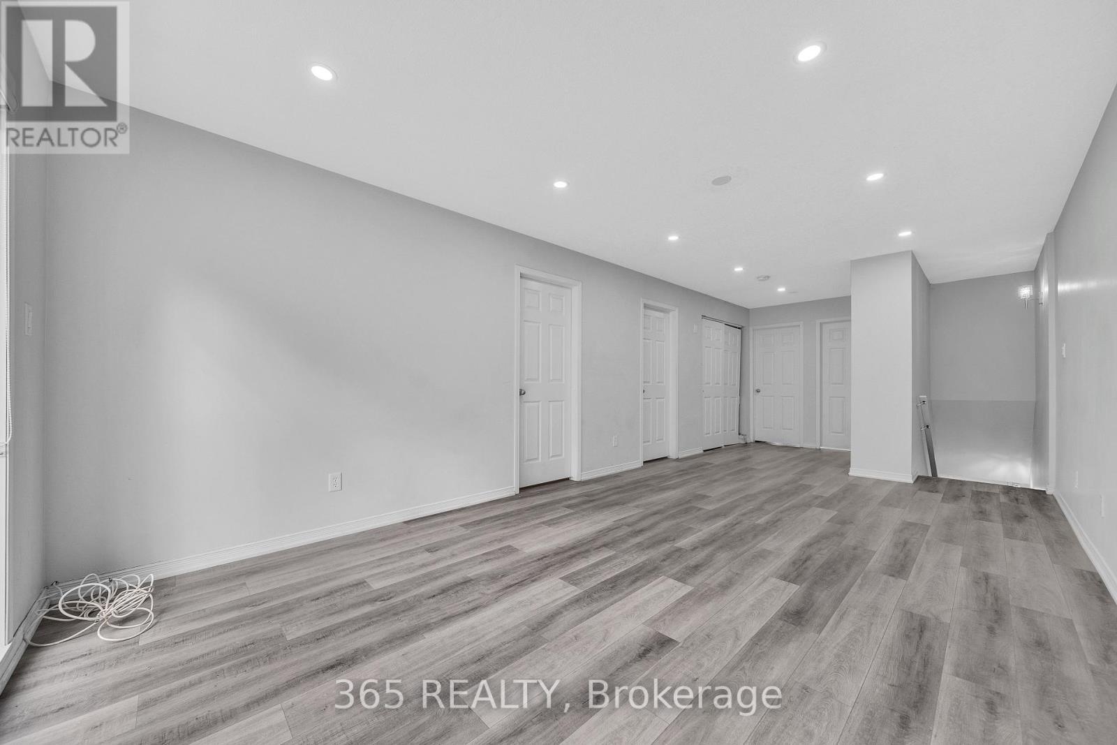 4D - 45 Cedarhill Crescent, Kitchener, ON - Indoor Photo Showing Other Room