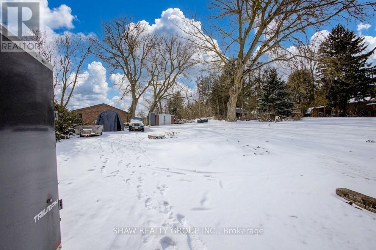 21 Main Street W, Mapleton, ON - Outdoor