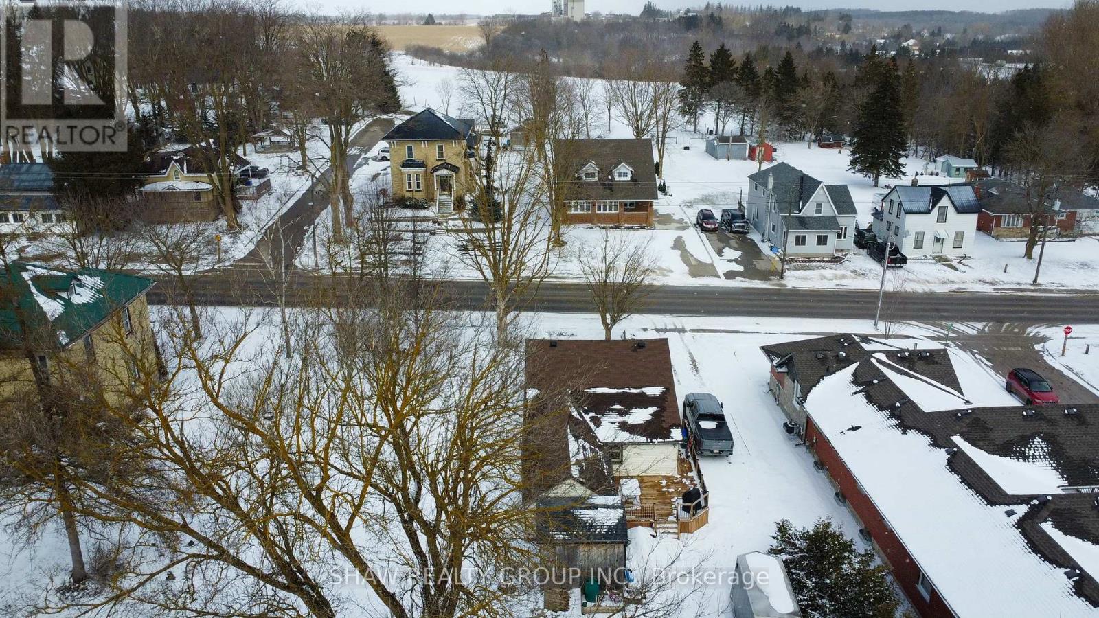 21 Main Street W, Mapleton, ON - Outdoor With View