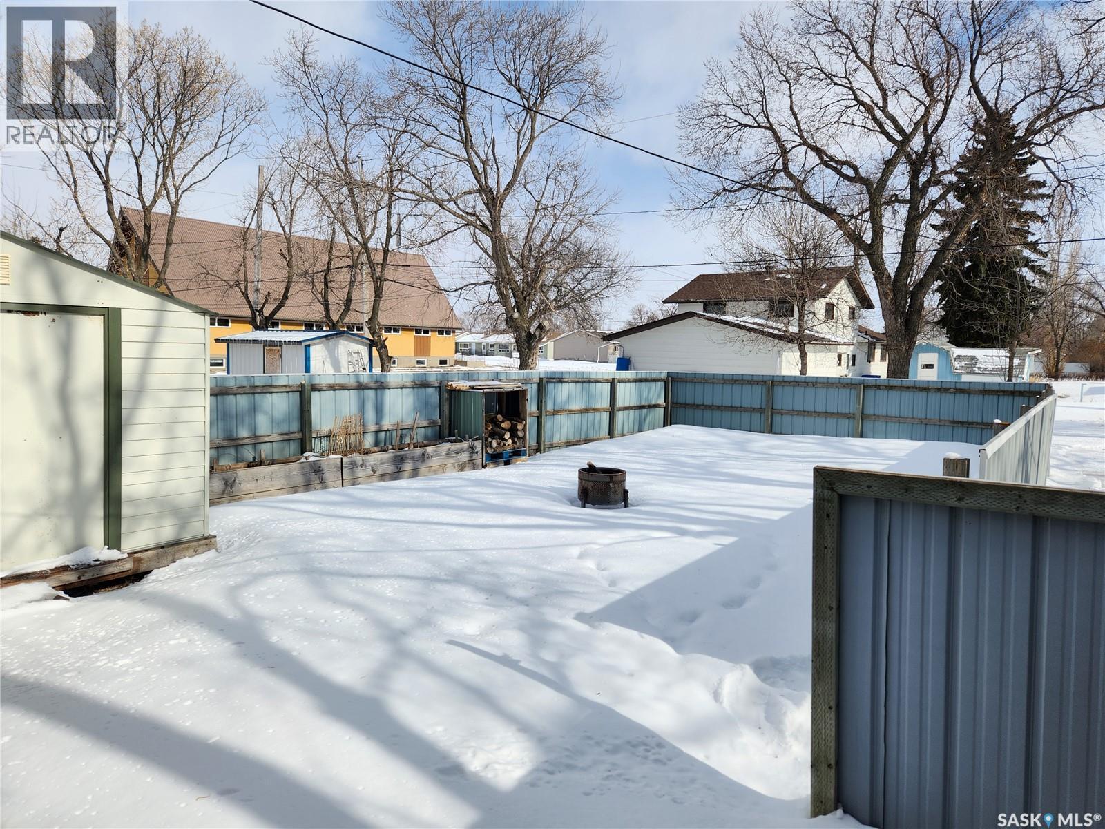 304 Second Avenue E, Lampman, SK