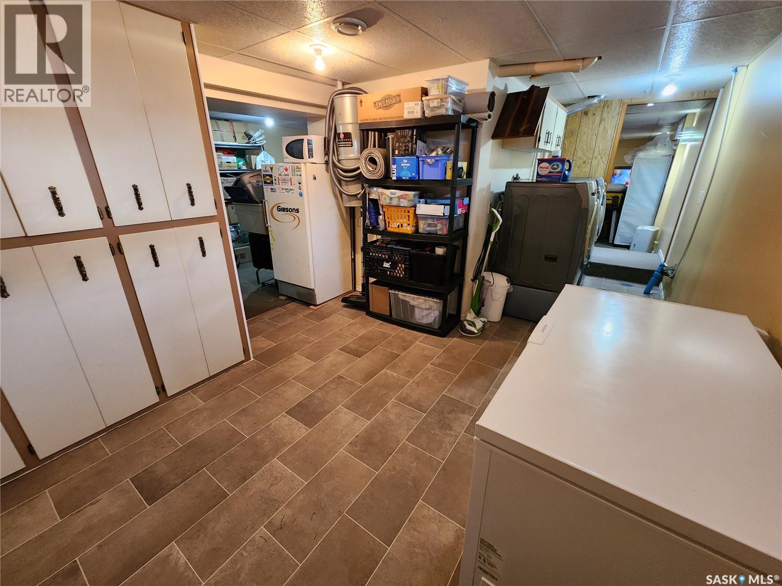 304 Second Avenue E, Lampman, SK - Indoor Photo Showing Other Room