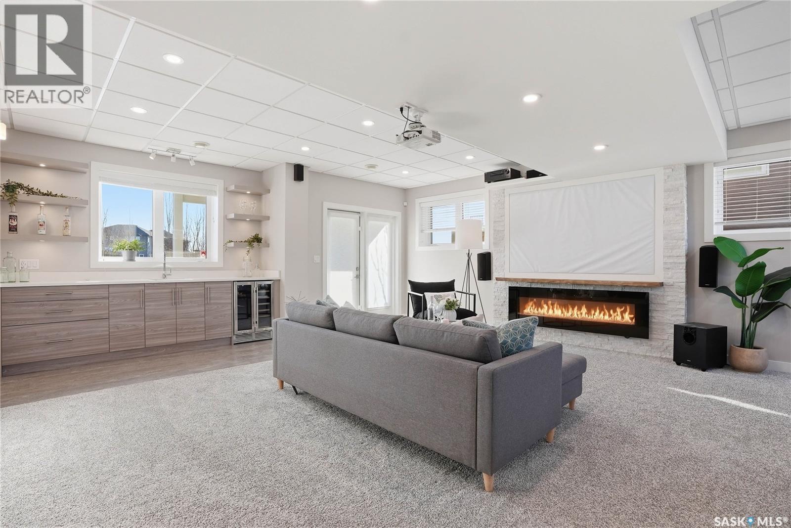 418 Teal Lane, Saskatoon, SK - Indoor Photo Showing Living Room With Fireplace