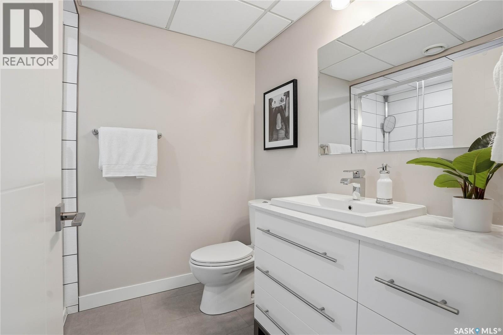 418 Teal Lane, Saskatoon, SK - Indoor Photo Showing Bathroom