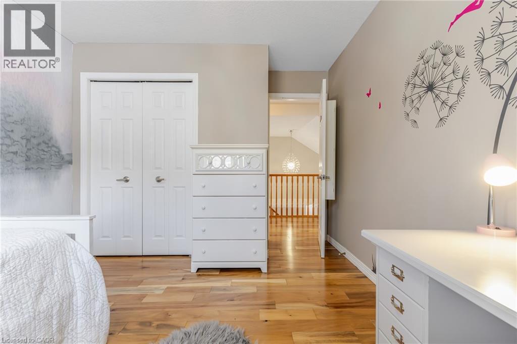 685 Coldstream Drive, Waterloo, ON - Indoor Photo Showing Bedroom