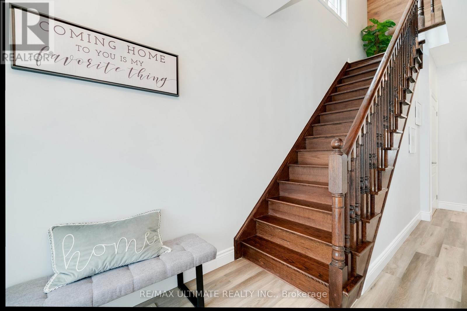 10 Torah Gate, Vaughan, ON - Indoor Photo Showing Other Room