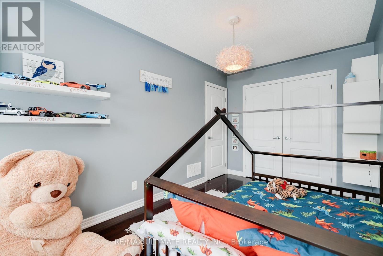 10 Torah Gate, Vaughan, ON - Indoor