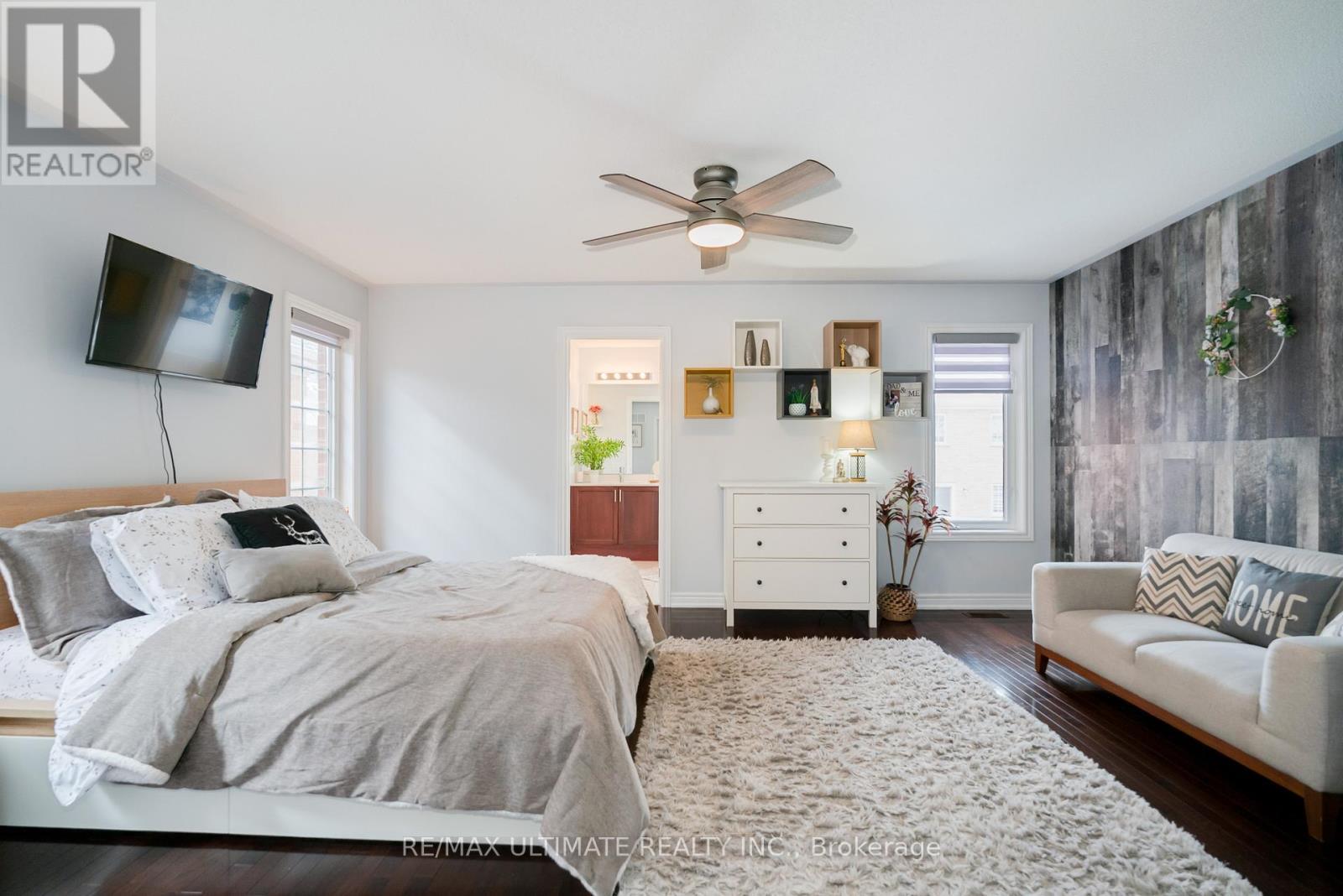 10 Torah Gate, Vaughan, ON - Indoor Photo Showing Bedroom