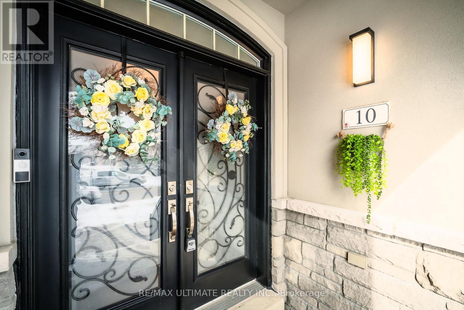10 Torah Gate, Vaughan, ON - Indoor Photo Showing Other Room