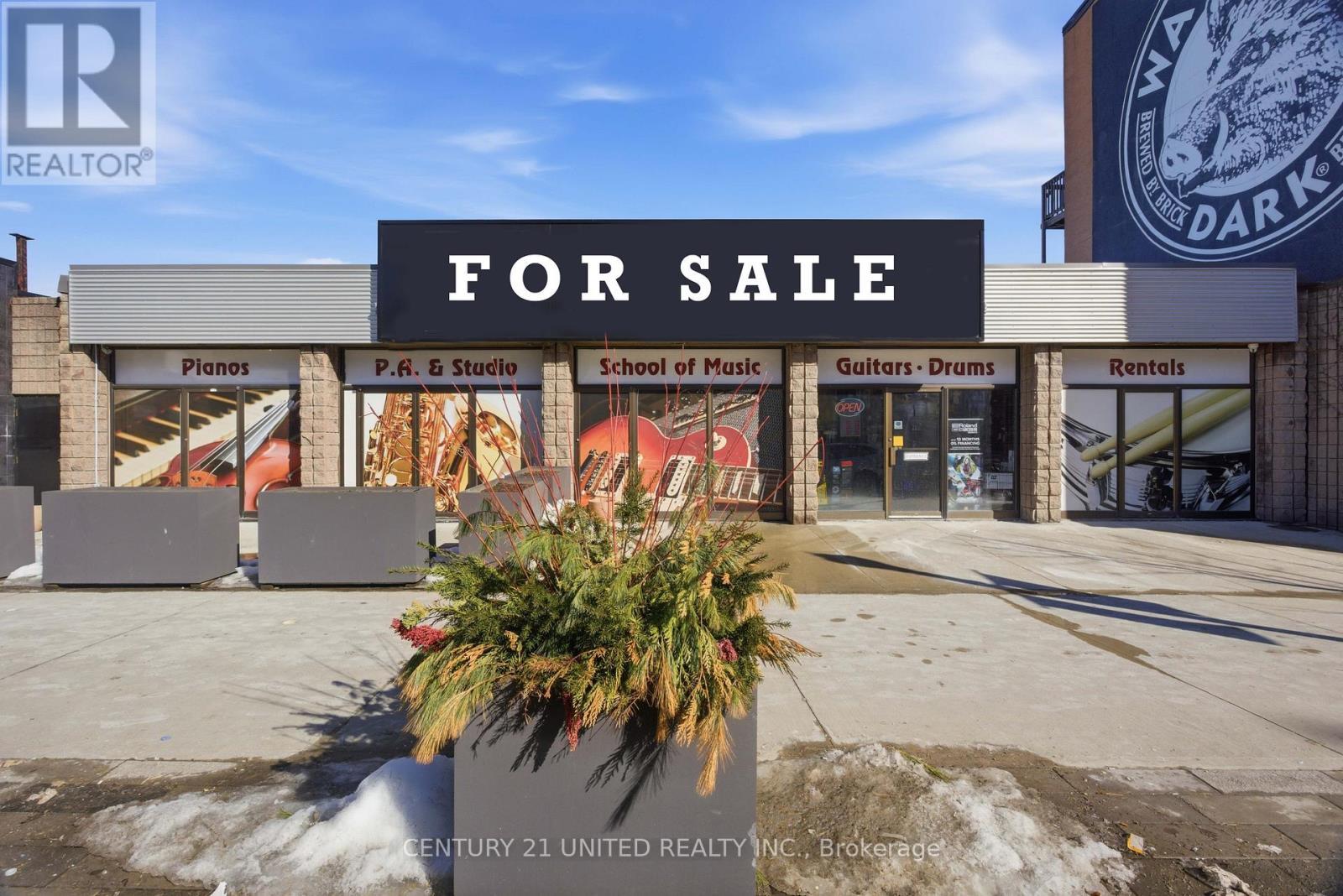 42 King Street N, Waterloo, ON