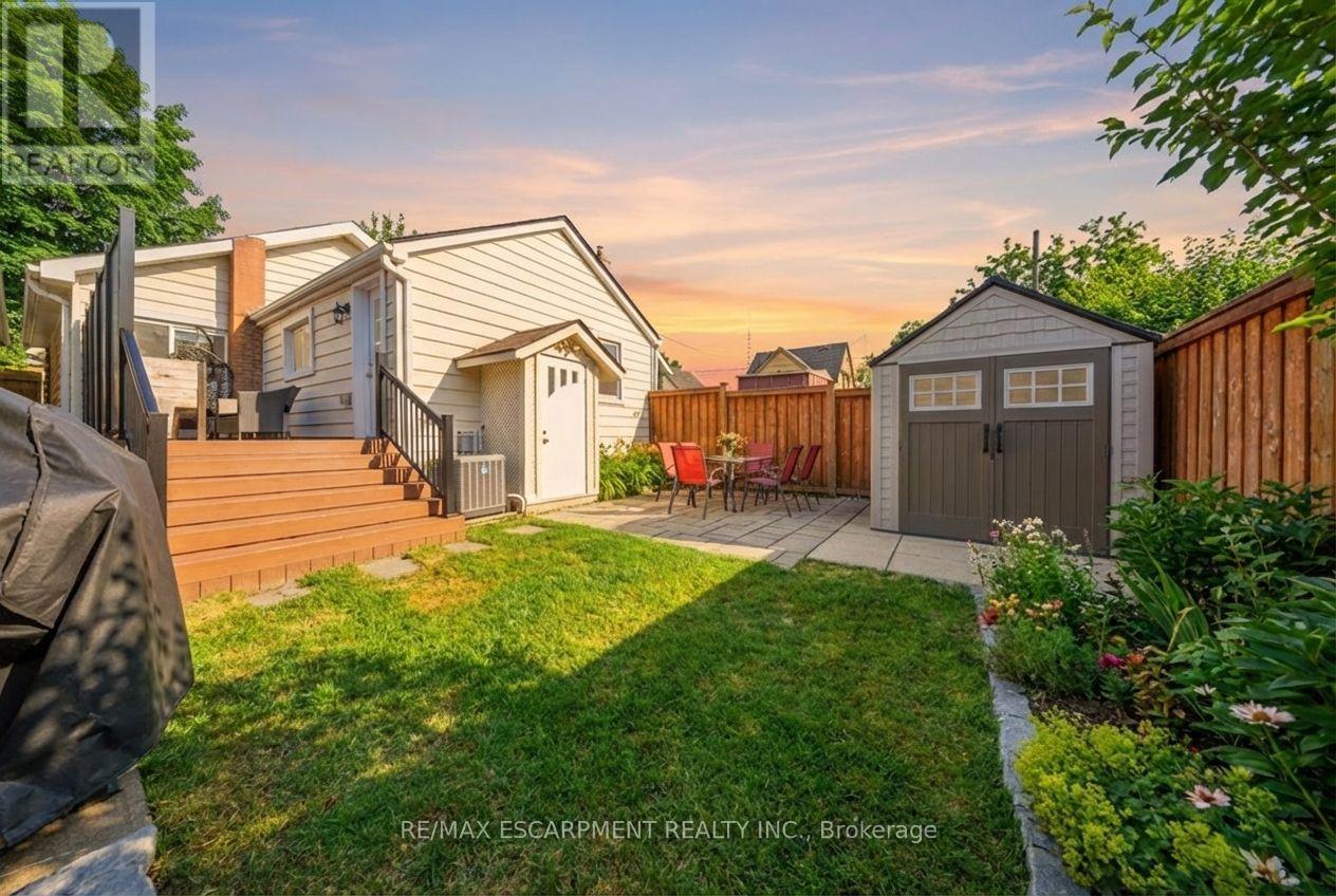 storage shed - 36 Queensdale Avenue W, Hamilton, ON - Outdoor