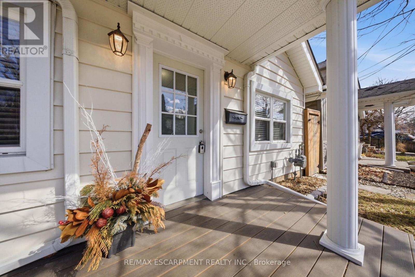 Front porch with Trex decking - 36 Queensdale Avenue W, Hamilton, ON - Outdoor