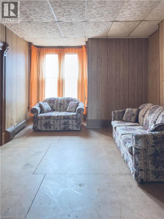 183 Wilson Street, Hamilton, ON - Indoor