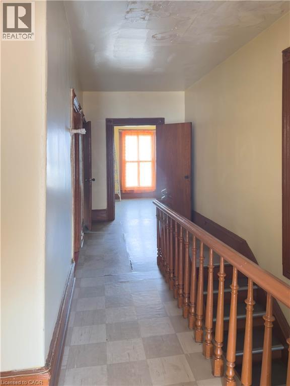 183 Wilson Street, Hamilton, ON - Indoor Photo Showing Other Room