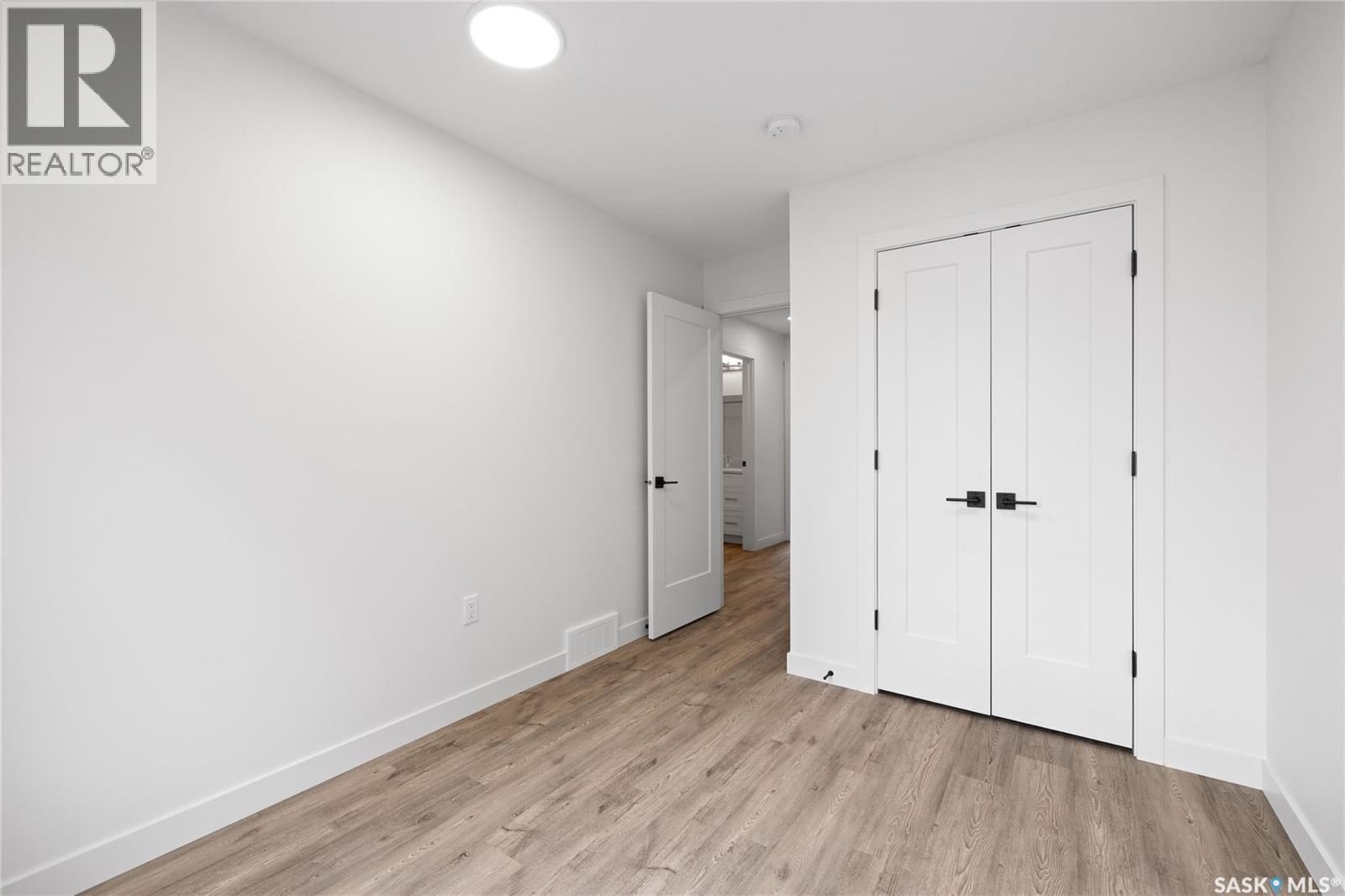 75 3Rd Avenue, Lumsden, SK - Indoor Photo Showing Other Room